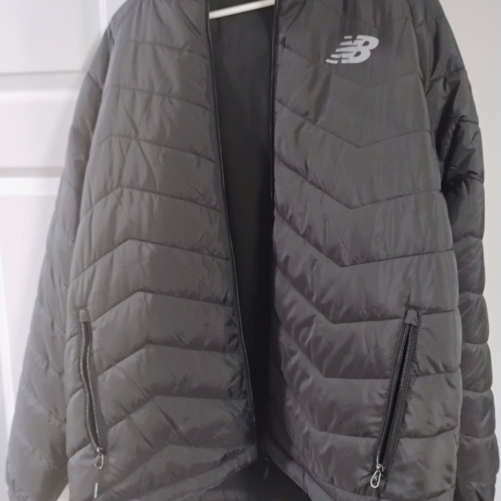 New Balance Men's Charcoal Puffer Jacket